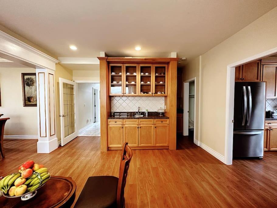 Super Cosy 8Bed & 6Bath In Vancouver Heart Near To Airport And Downtown Exteriör bild
