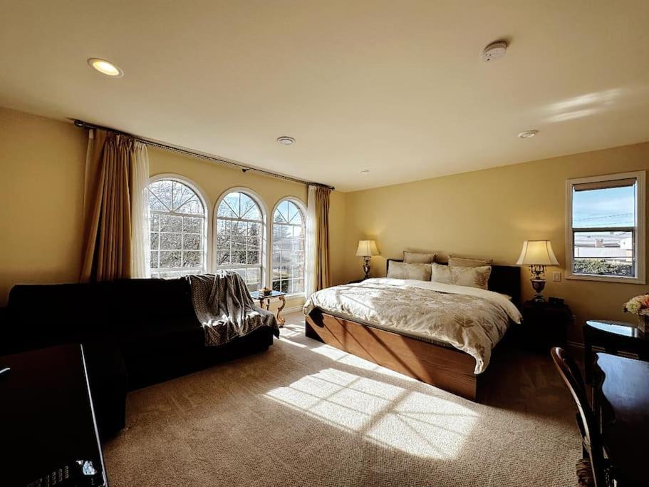 Super Cosy 8Bed & 6Bath In Vancouver Heart Near To Airport And Downtown Exteriör bild