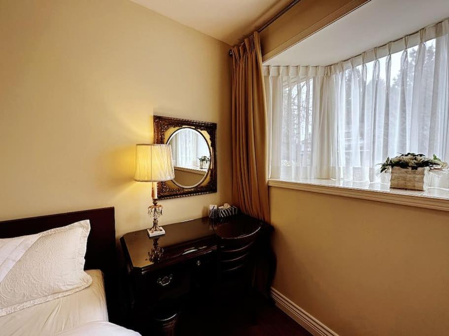 Super Cosy 8Bed & 6Bath In Vancouver Heart Near To Airport And Downtown Exteriör bild