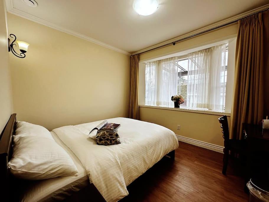 Super Cosy 8Bed & 6Bath In Vancouver Heart Near To Airport And Downtown Exteriör bild