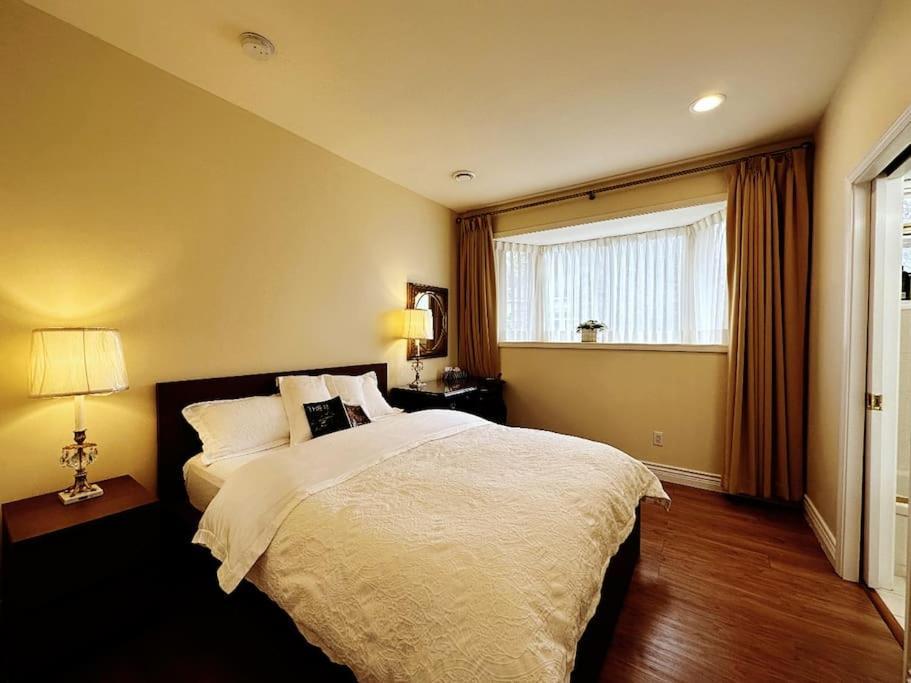 Super Cosy 8Bed & 6Bath In Vancouver Heart Near To Airport And Downtown Exteriör bild