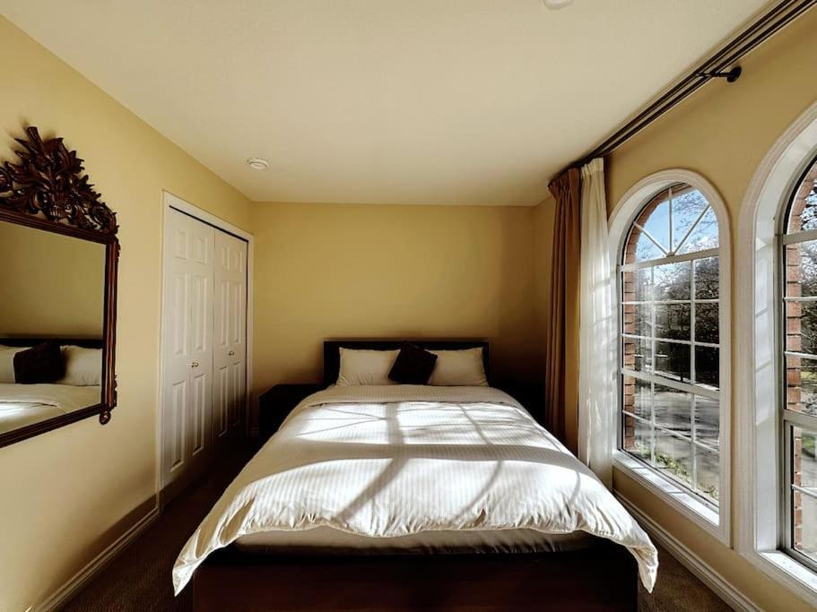 Super Cosy 8Bed & 6Bath In Vancouver Heart Near To Airport And Downtown Exteriör bild