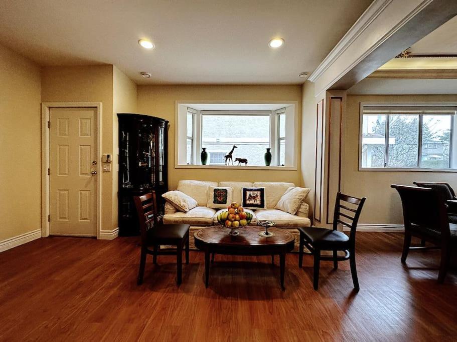 Super Cosy 8Bed & 6Bath In Vancouver Heart Near To Airport And Downtown Exteriör bild