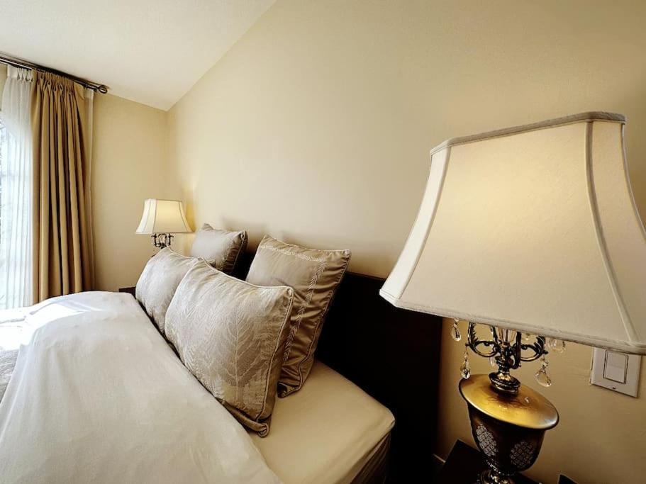 Super Cosy 8Bed & 6Bath In Vancouver Heart Near To Airport And Downtown Exteriör bild